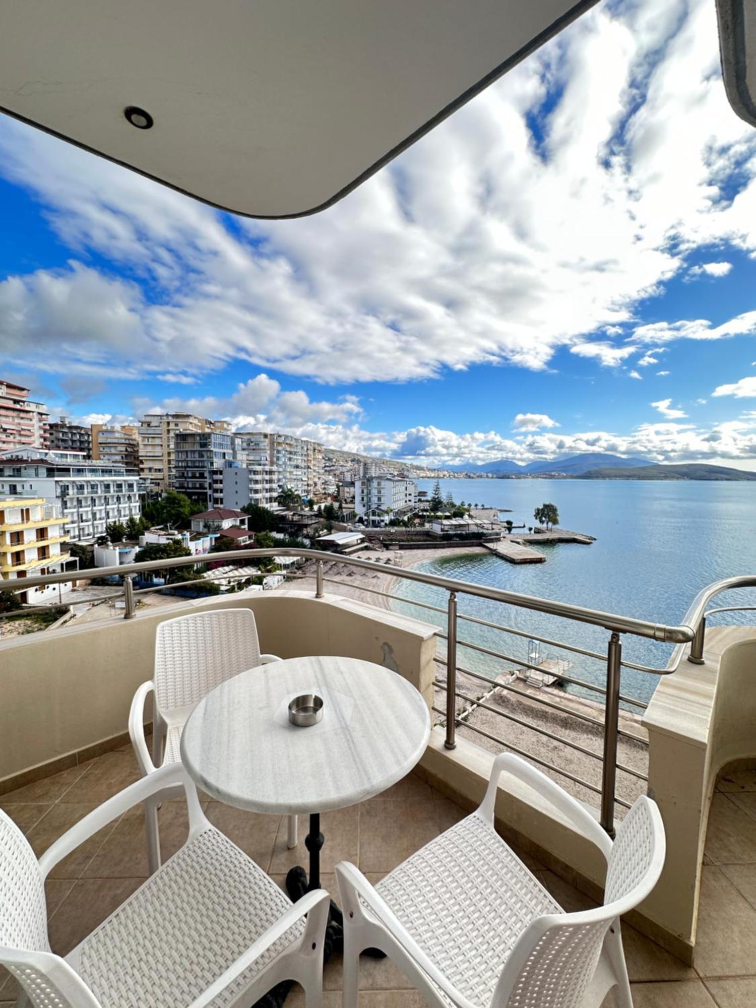 Agora Sea View Apartment Саранда Экстерьер фото
