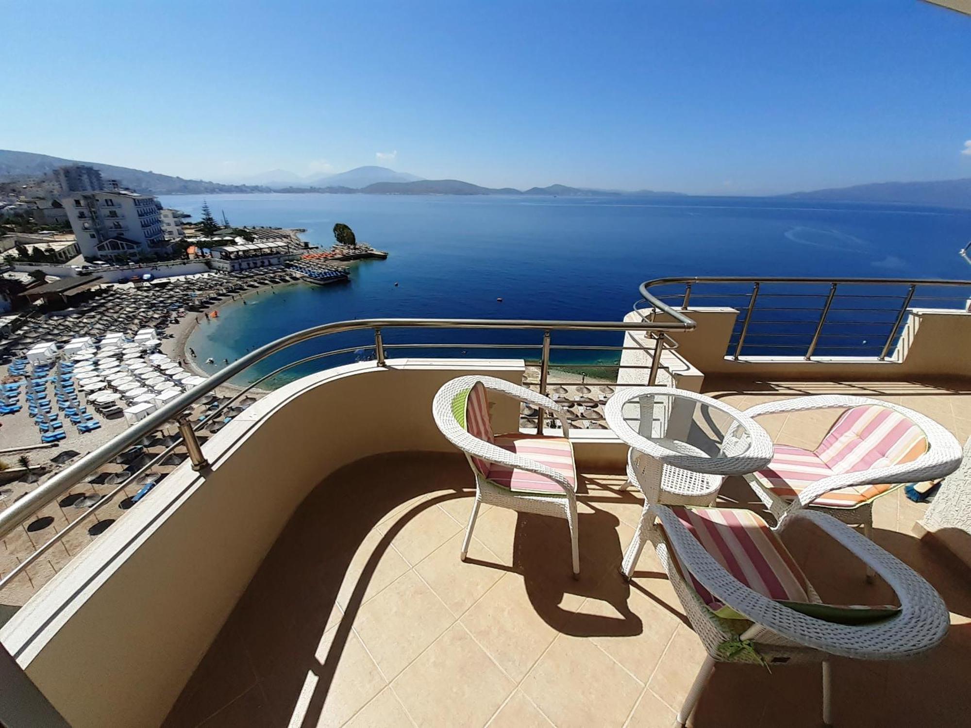 Agora Sea View Apartment Саранда Экстерьер фото